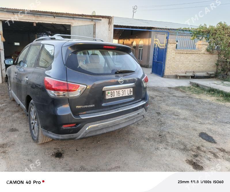 Nissan Pathfinder 2013 - 185 000 TMT - Türkmenabat - img 2