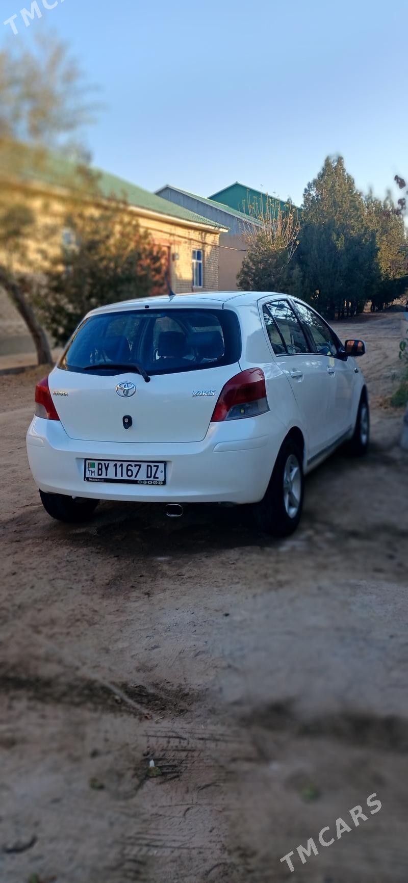 Toyota Yaris 2008 - 105 000 TMT - Кёнеургенч - img 2