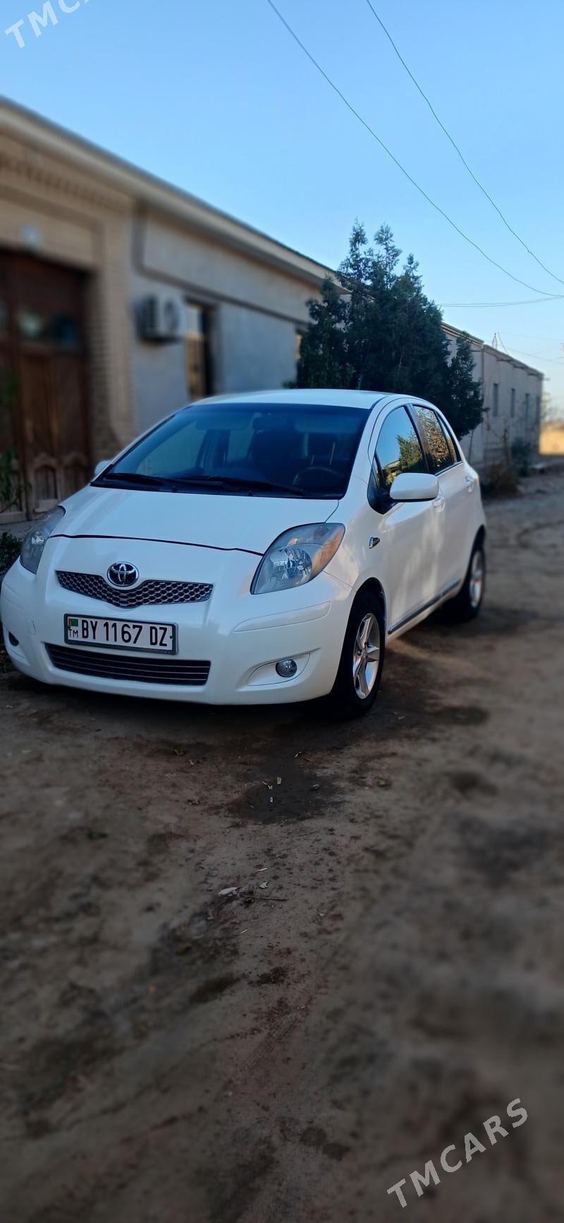 Toyota Yaris 2008 - 105 000 TMT - Кёнеургенч - img 1