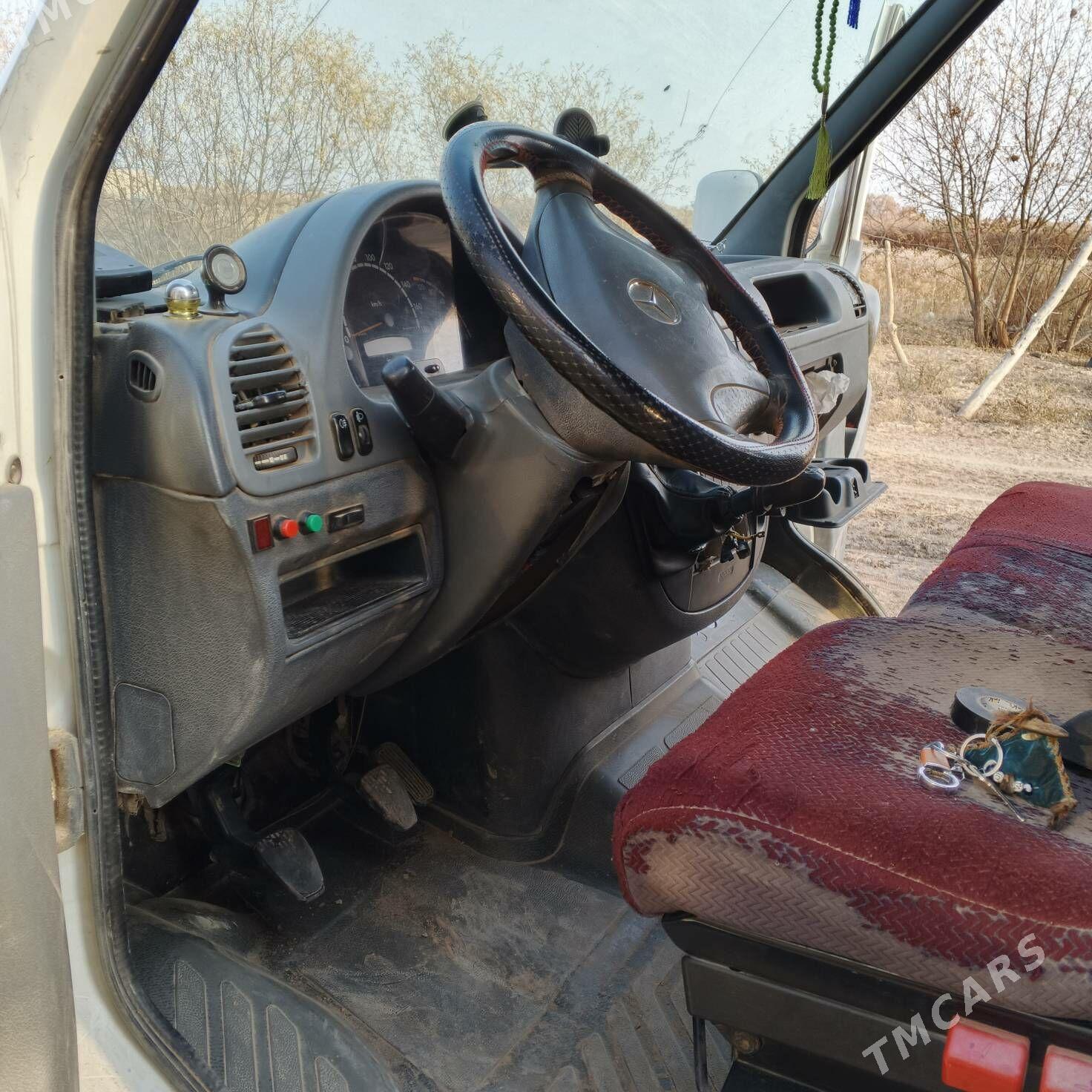 Mercedes-Benz Other 2004 - 170 000 TMT - етр. Туркменбаши - img 5