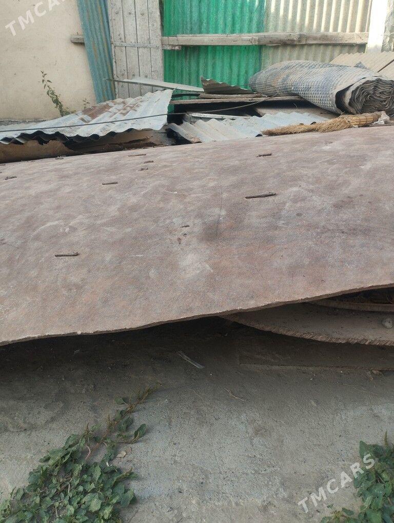 demir list 1santy - Garadamak - img 2