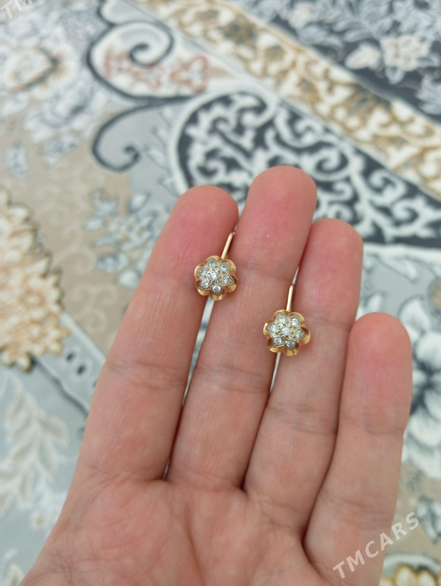 gyzyl gulakhalka - Кëши - img 2