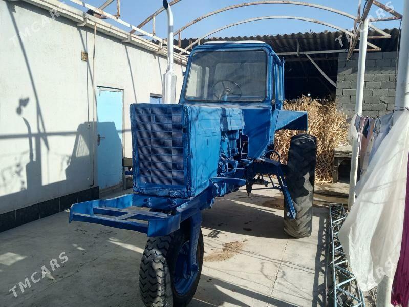 MTZ 80 1982 - 65 000 TMT - Ак-Бугдайский этрап - img 1