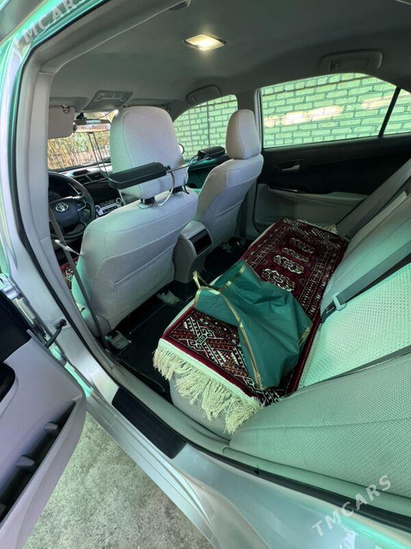 Toyota Camry 2013 - 210 000 TMT - Bekrewe - img 5