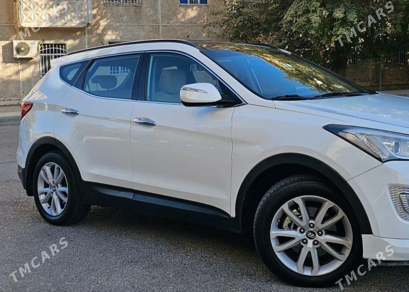 Hyundai Santa Fe 2013 - 230 000 TMT - Ашхабад - img 4