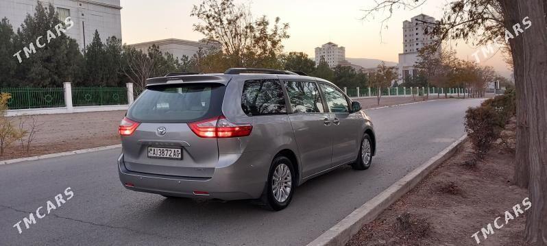 Toyota Sienna 2016 - 350 000 TMT - Aşgabat - img 4