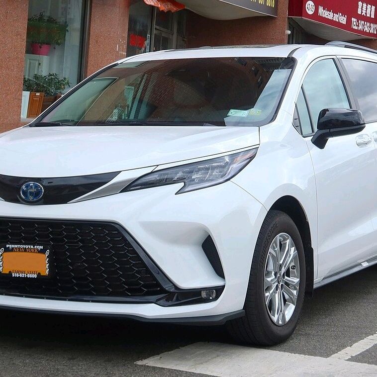 Toyota Sienna 2021 - 585 000 TMT - Aşgabat - img 1