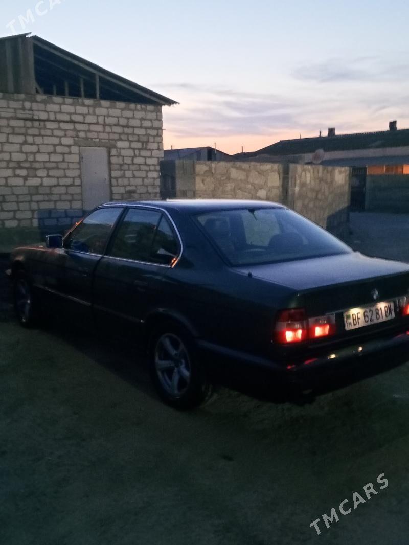 BMW 525 1990 - 32 000 TMT - Türkmenbaşy - img 2
