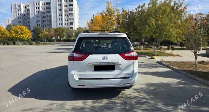 Toyota Sienna 2019 - 380 000 TMT - Дашогуз - img 8