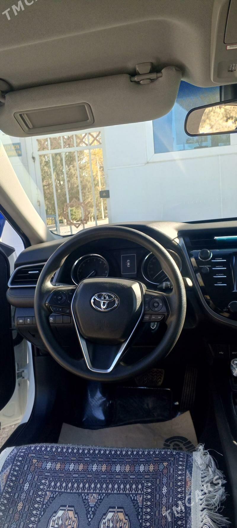 Toyota Camry 2020 - 305 000 TMT - Büzmeýin - img 2