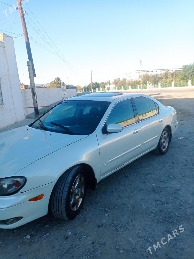 Infiniti I30 2000 - 70 000 TMT - Байрамали - img 4