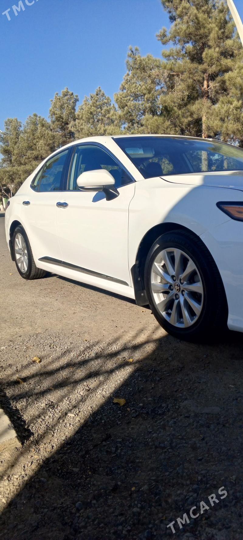 Toyota Camry 2020 - 305 000 TMT - Büzmeýin - img 8