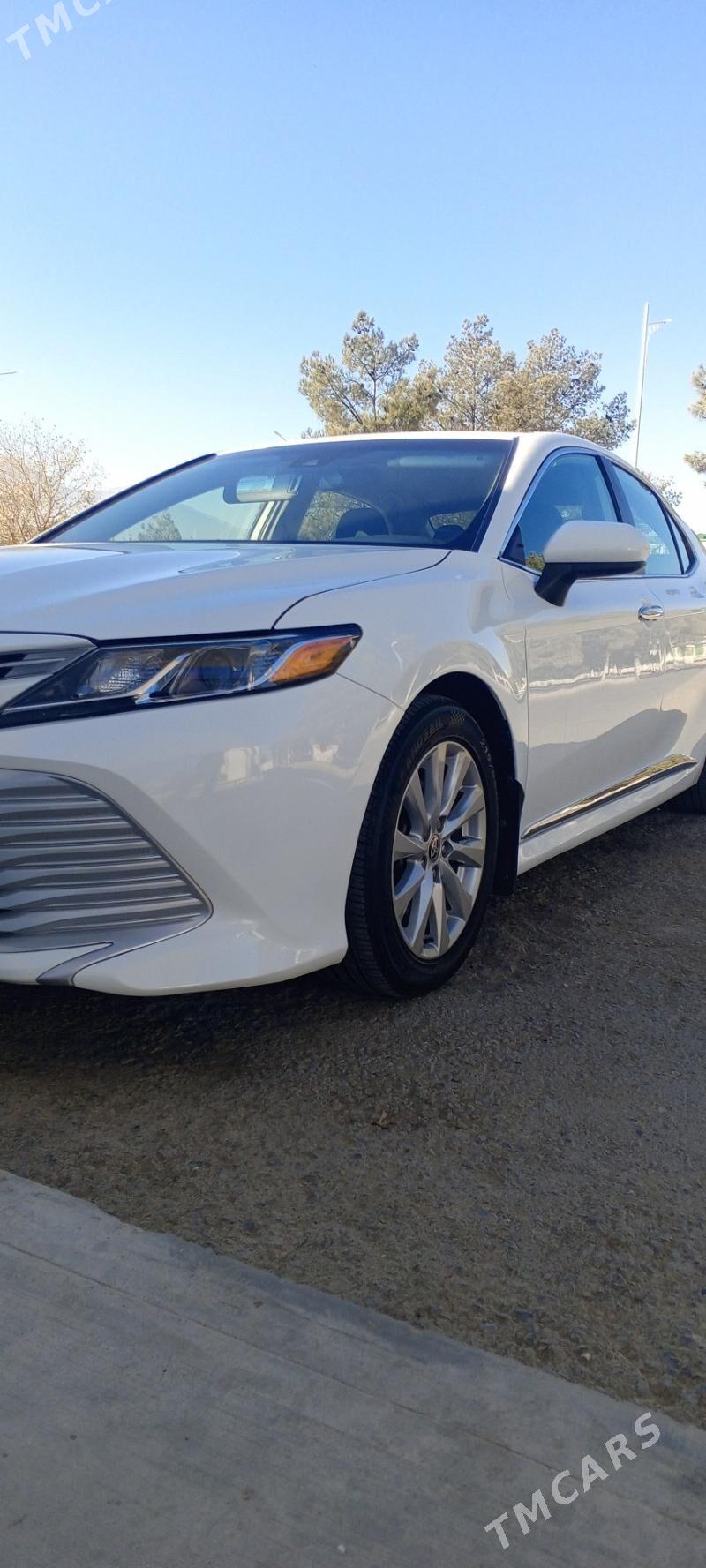 Toyota Camry 2020 - 305 000 TMT - Büzmeýin - img 7