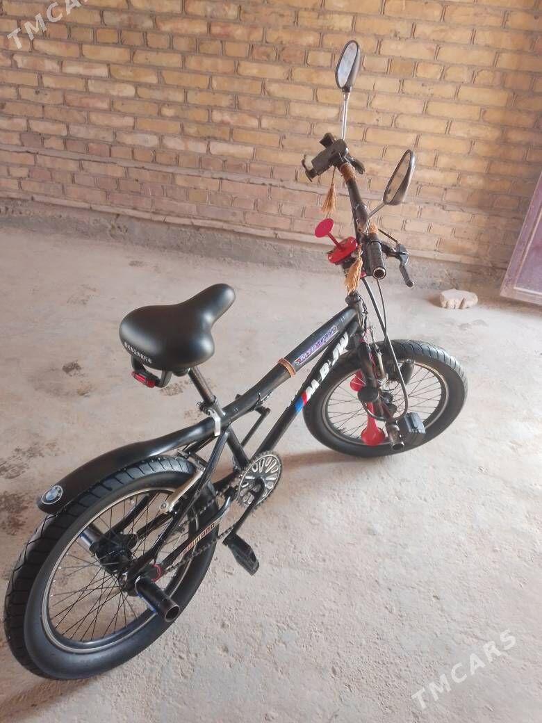 BMW velik - Çärjew - img 18