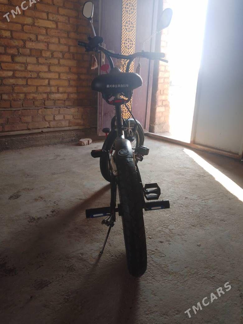 BMW velik - Çärjew - img 6