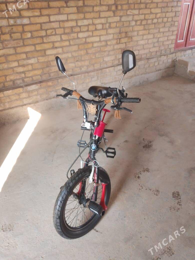 BMW velik - Çärjew - img 3