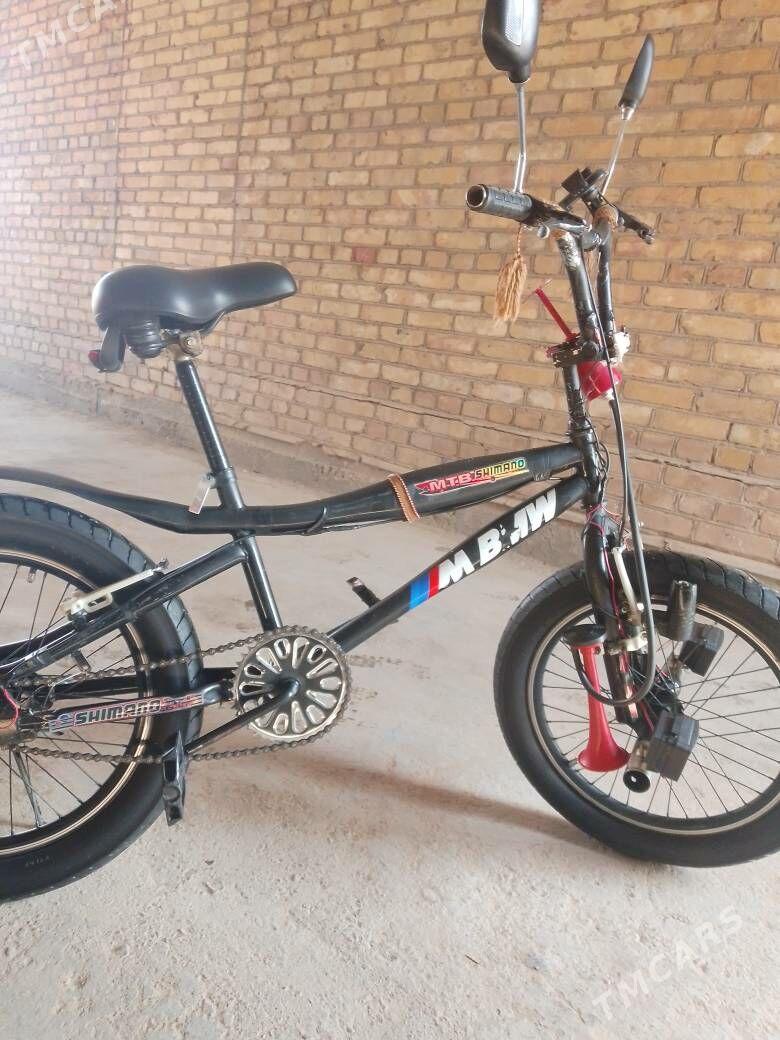 BMW velik - Çärjew - img 8