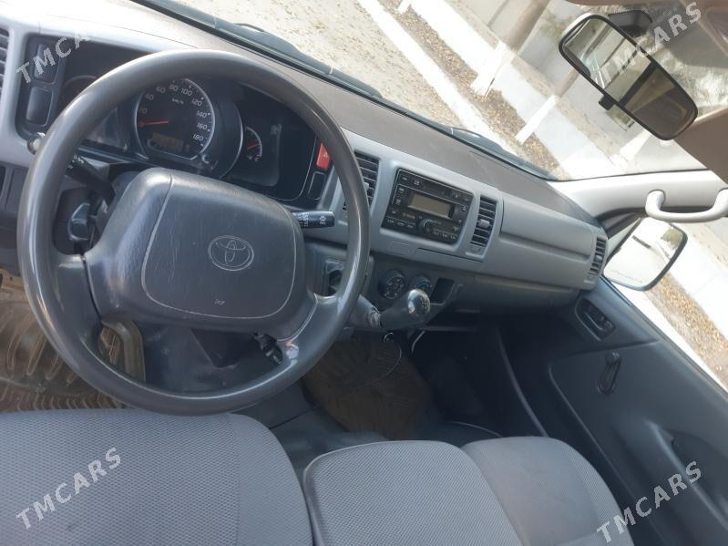 Toyota Hiace 2009 - 255 000 TMT - Ашхабад - img 5