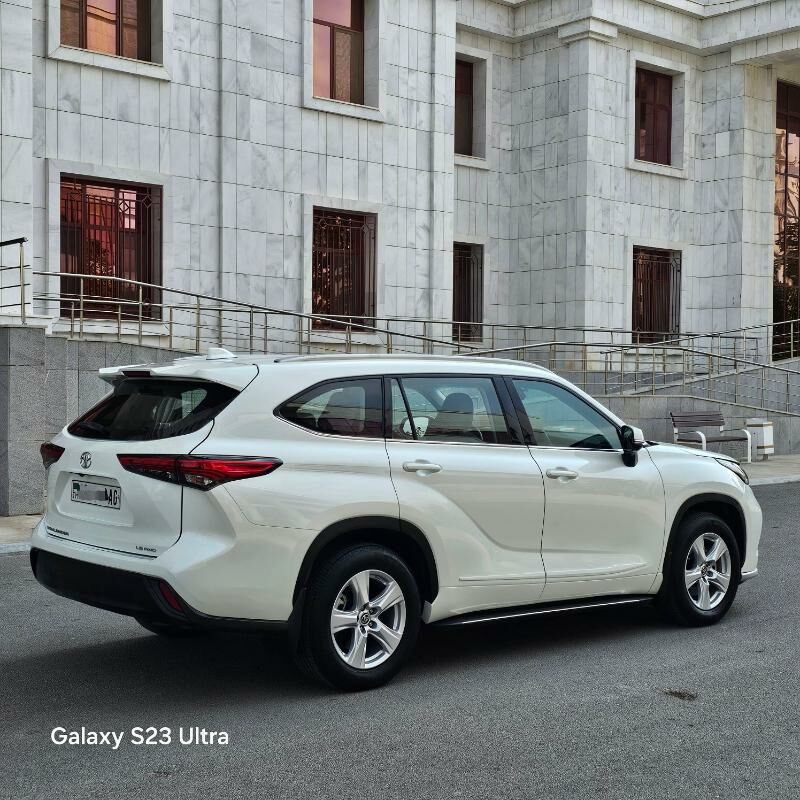 Toyota Highlander 2021 - 465 000 TMT - Нефтегаз (ул. Андалиб-Юбилейная) - img 3