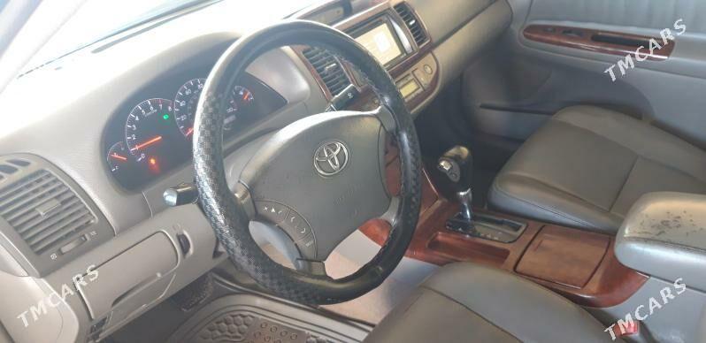 Toyota Camry 2005 - 230 000 TMT - Дянев - img 2