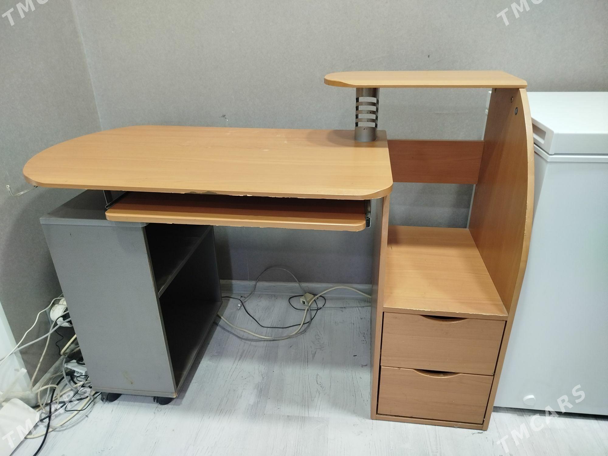 стол - Ашхабад - img 1