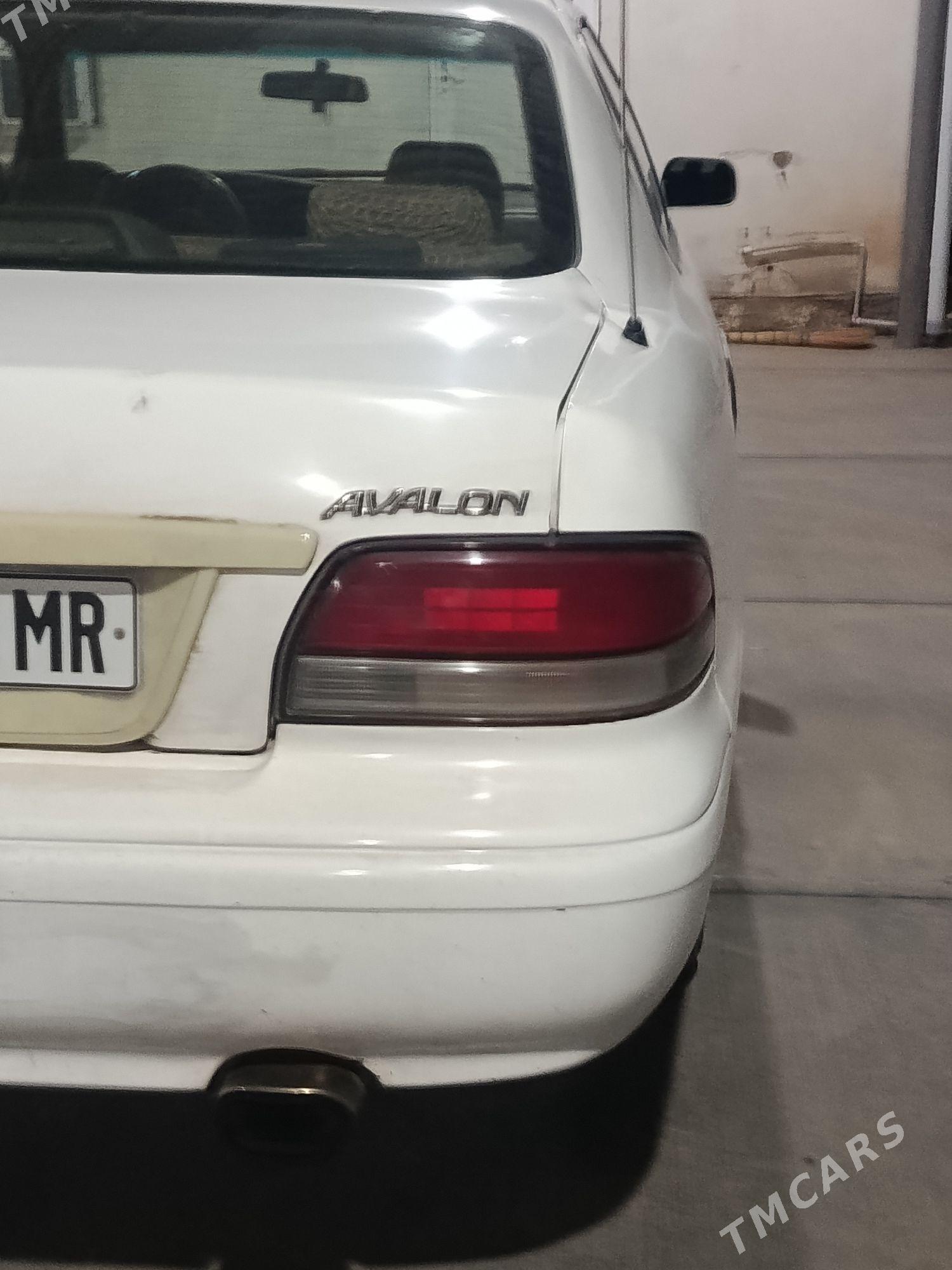 Toyota Avalon 1997 - 76 000 TMT - Туркменгала - img 3