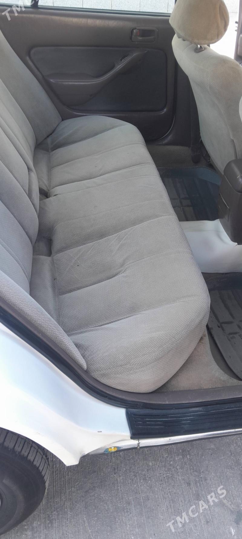 Toyota Camry 1995 - 85 000 TMT - Мары - img 6