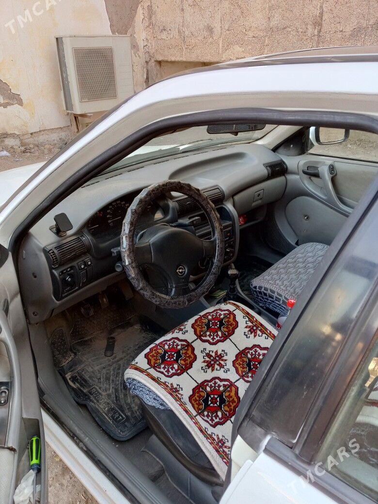 Opel Astra 1993 - 48 000 TMT - Daşoguz - img 3