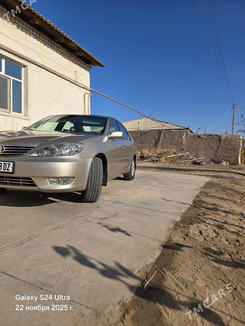 Toyota Camry 2004 - 195 000 TMT - Кёнеургенч - img 4