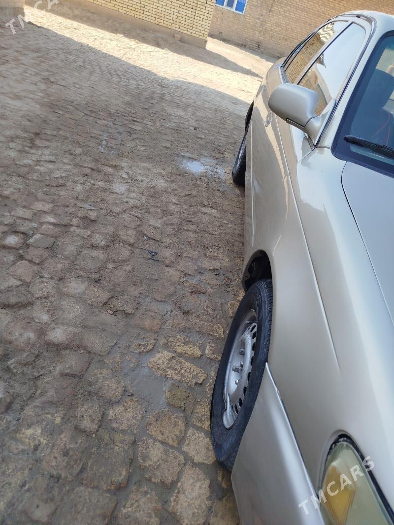 Toyota Corolla 1995 - 60 000 TMT - Мары - img 6