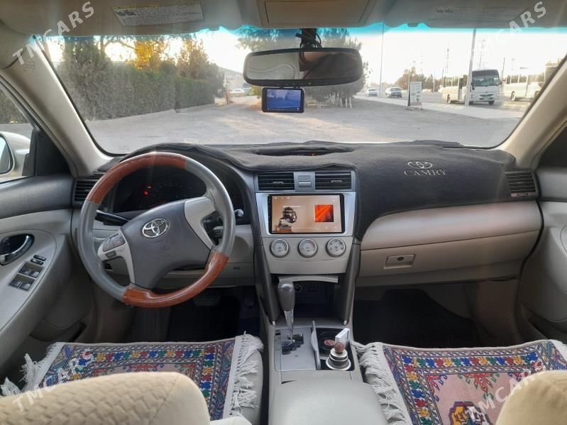 Toyota Camry 2010 - 196 000 TMT - Байрамали - img 6
