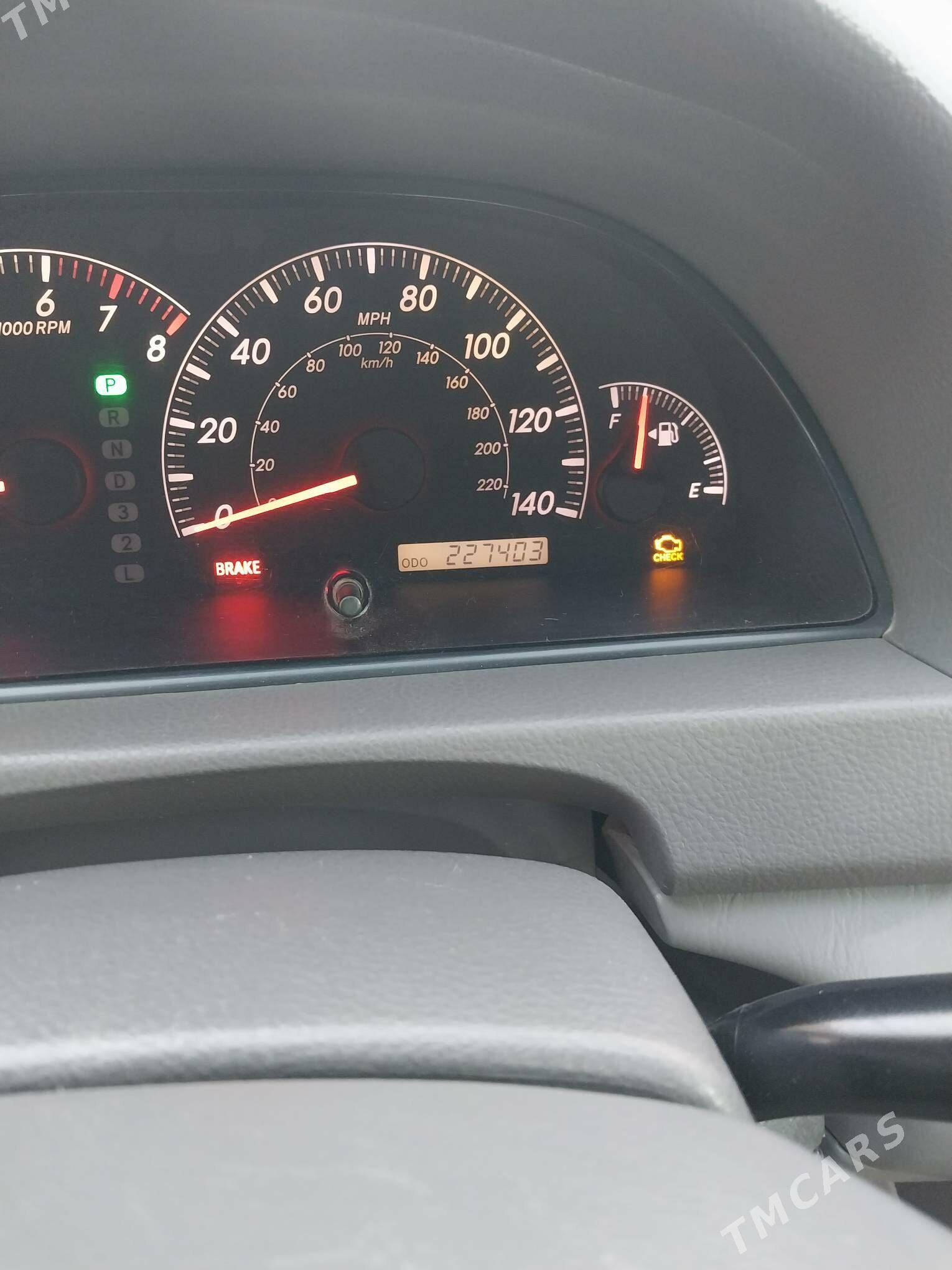 Toyota Camry 2005 - 210 000 TMT - Теджен - img 7