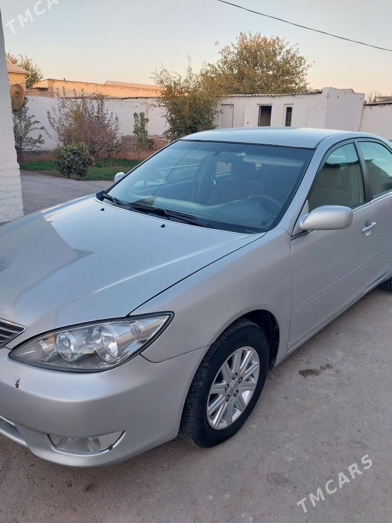 Toyota Camry 2005 - 210 000 TMT - Теджен - img 3
