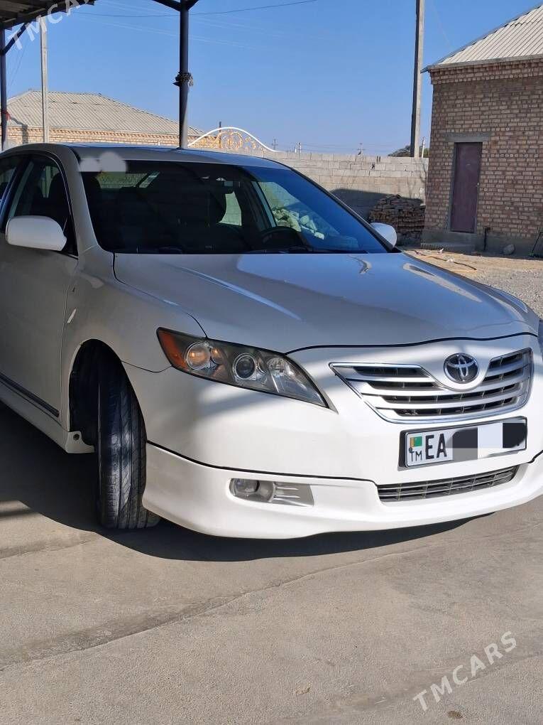Toyota Camry 2008 - 190 000 TMT - Bäherden - img 2
