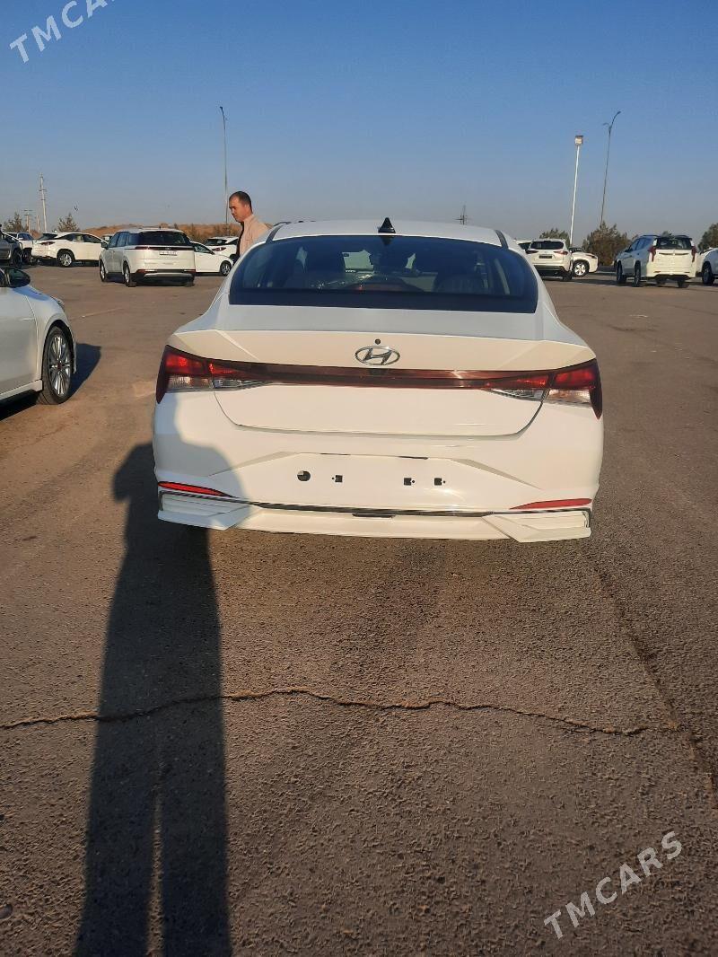 Hyundai Elantra 2022 - 240 000 TMT - Ашхабад - img 2