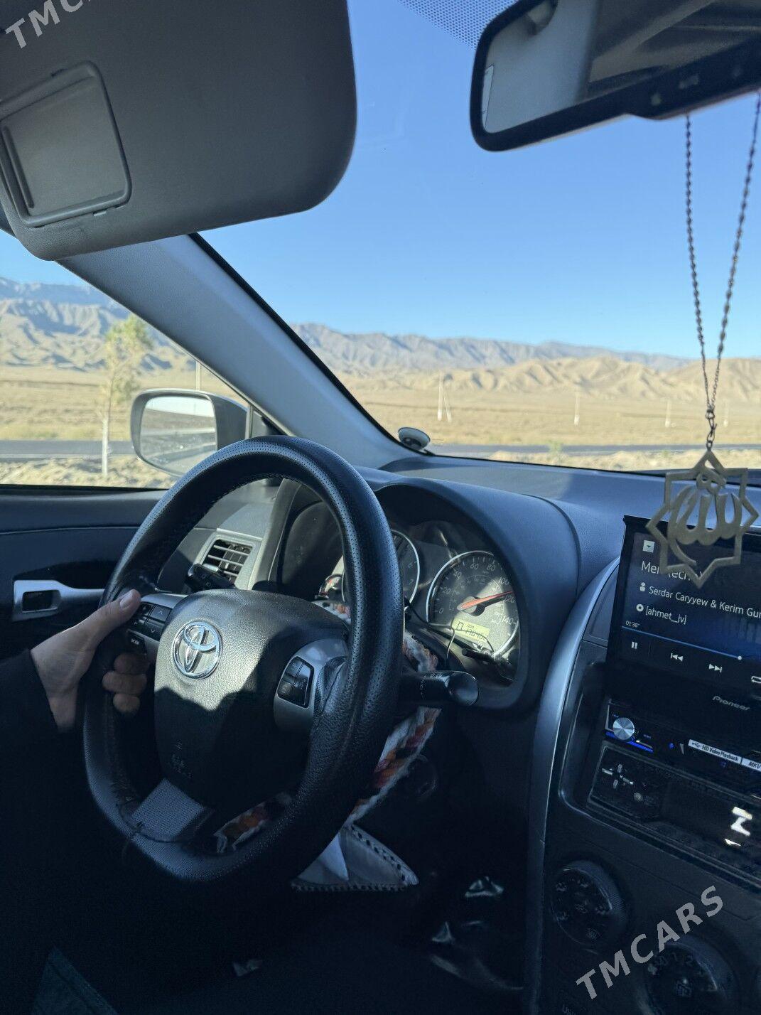 Toyota Corolla 2011 - 225 000 TMT - Aşgabat - img 8