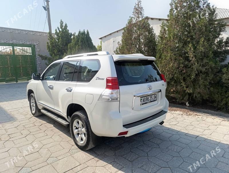 Toyota Land Cruiser Prado 2013 - 550 000 TMT - Койтендаг - img 3