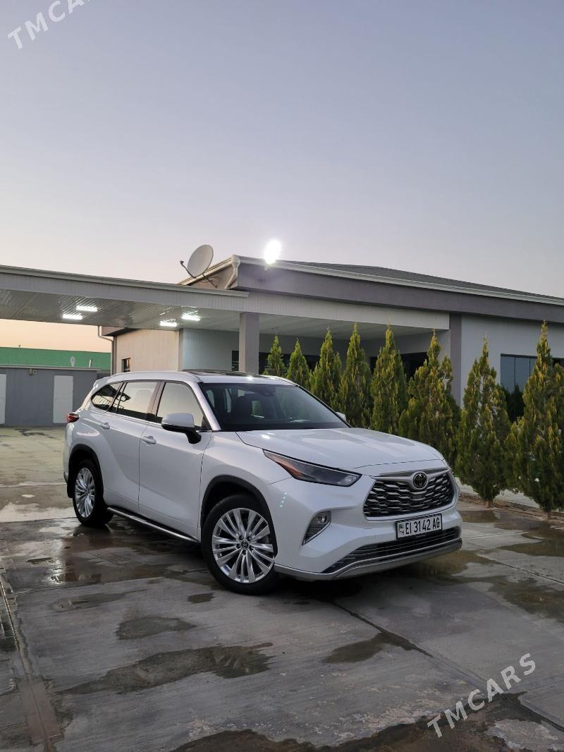 Toyota Highlander 2022 - 620 000 TMT - Aşgabat - img 4