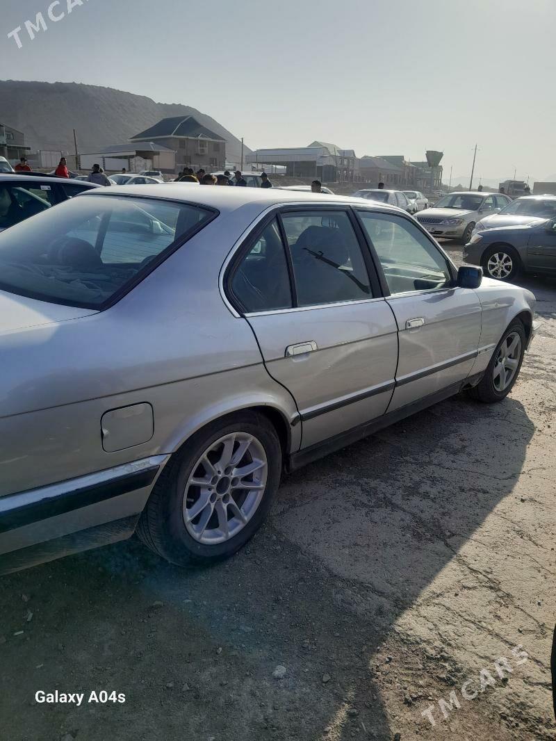 BMW 520 1992 - 50 000 TMT - Койтендаг - img 2