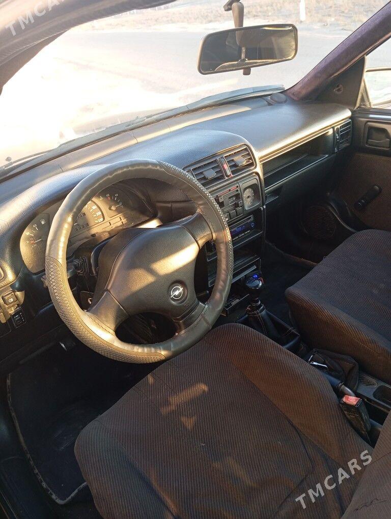 Opel Vectra 1989 - 28 000 TMT - Дашогуз - img 10