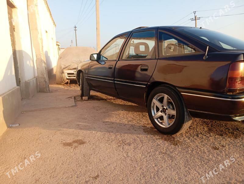 Opel Vectra 1989 - 28 000 TMT - Дашогуз - img 7
