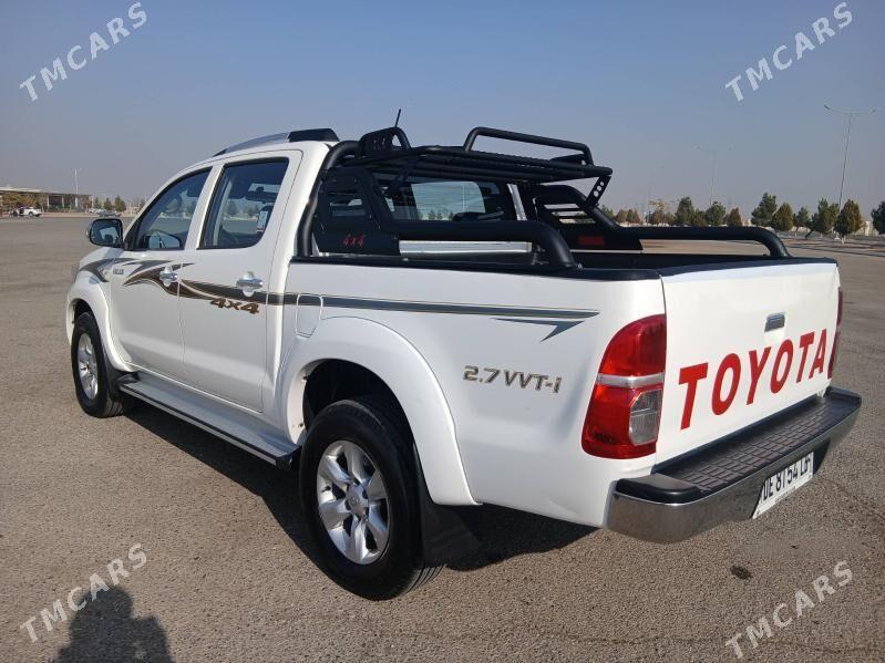 Toyota Hilux 2014 - 430 000 TMT - Dänew - img 4