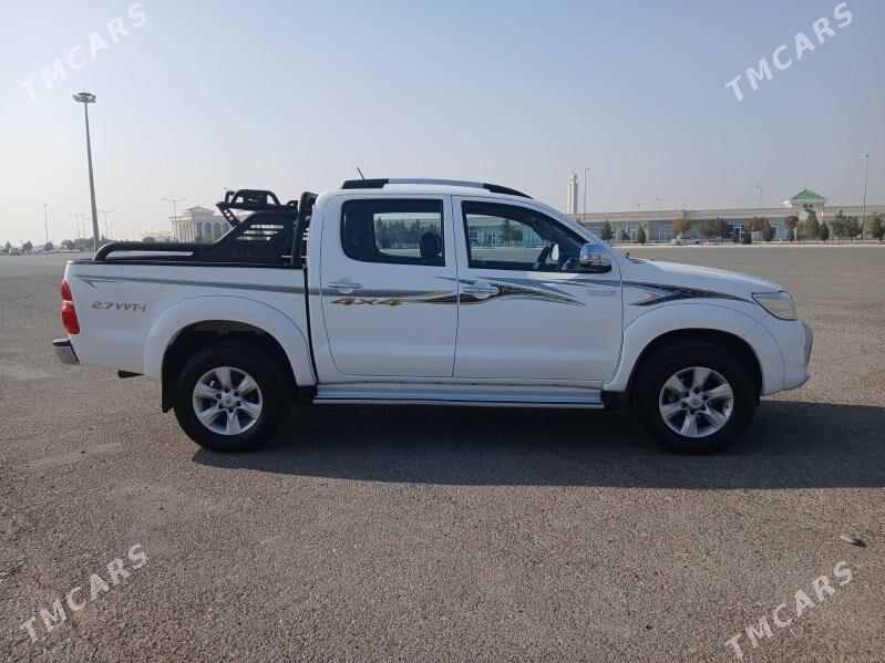 Toyota Hilux 2014 - 430 000 TMT - Dänew - img 8