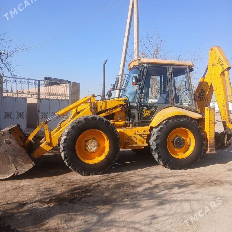 JCB 4CX ECO 2002 - 300 000 TMT - Мургап - img 2