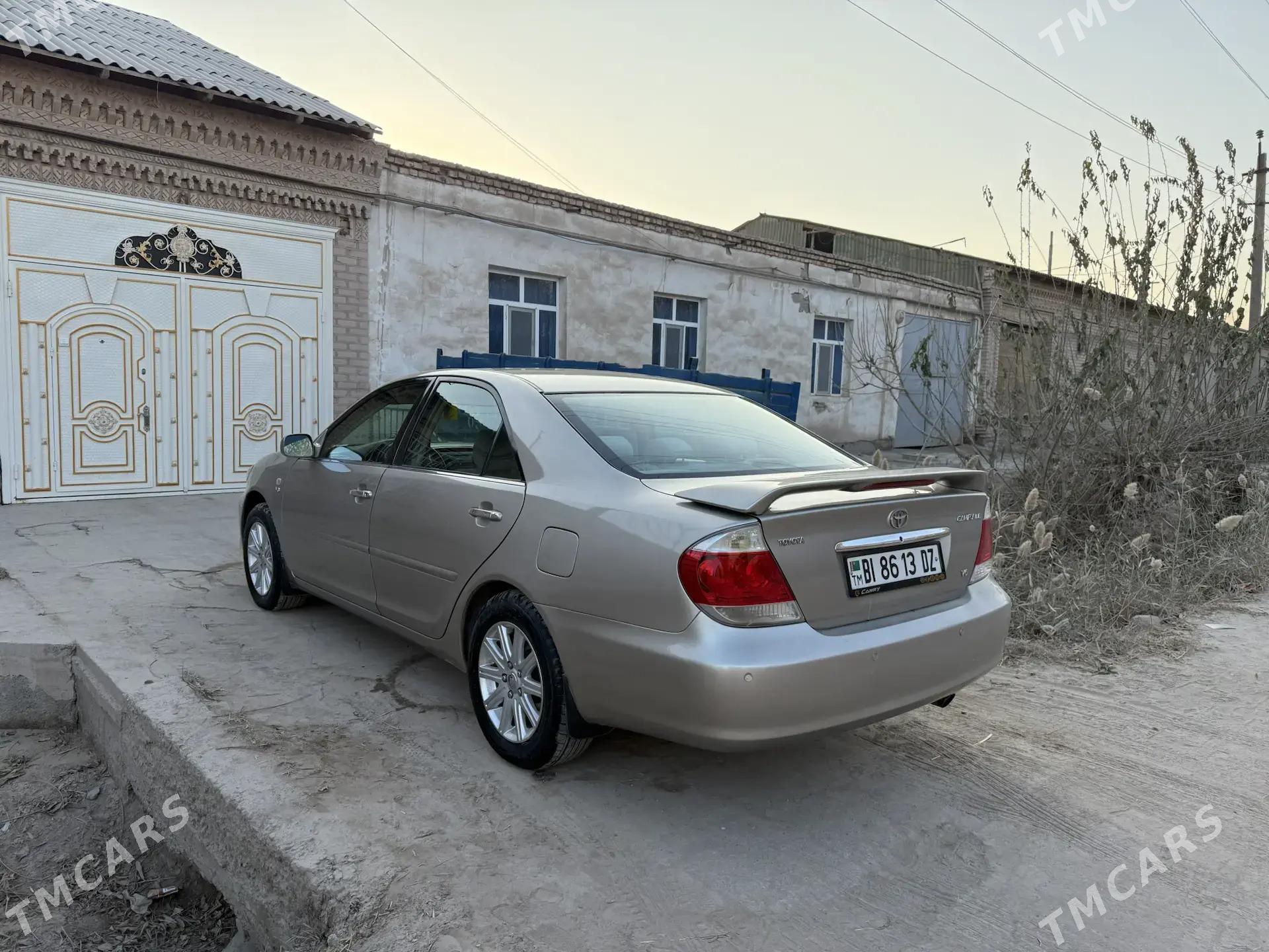 Toyota Camry 2005 - 215 000 TMT - Кёнеургенч - img 3