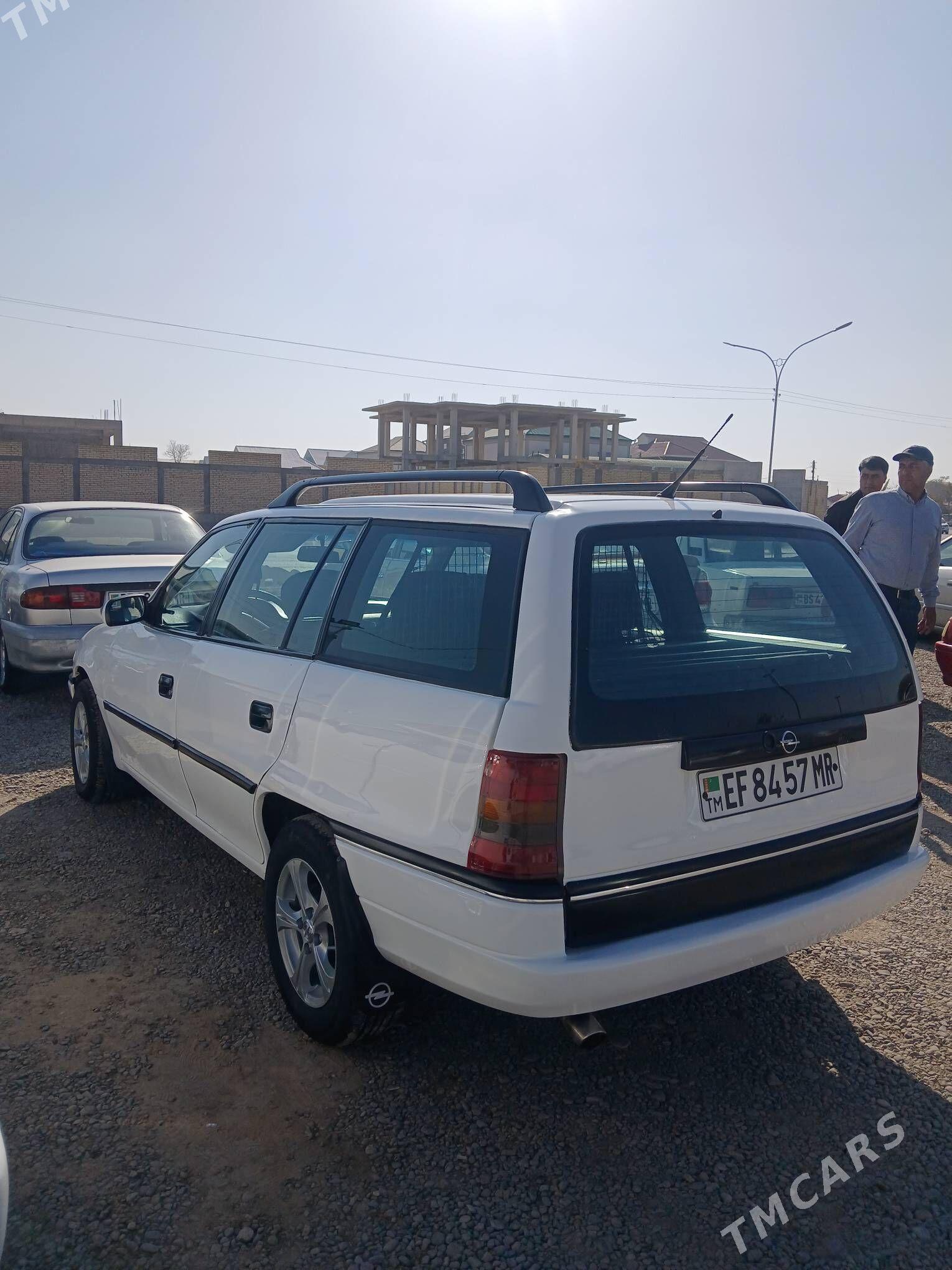 Opel Astra 1993 - 55 000 TMT - Мары - img 2