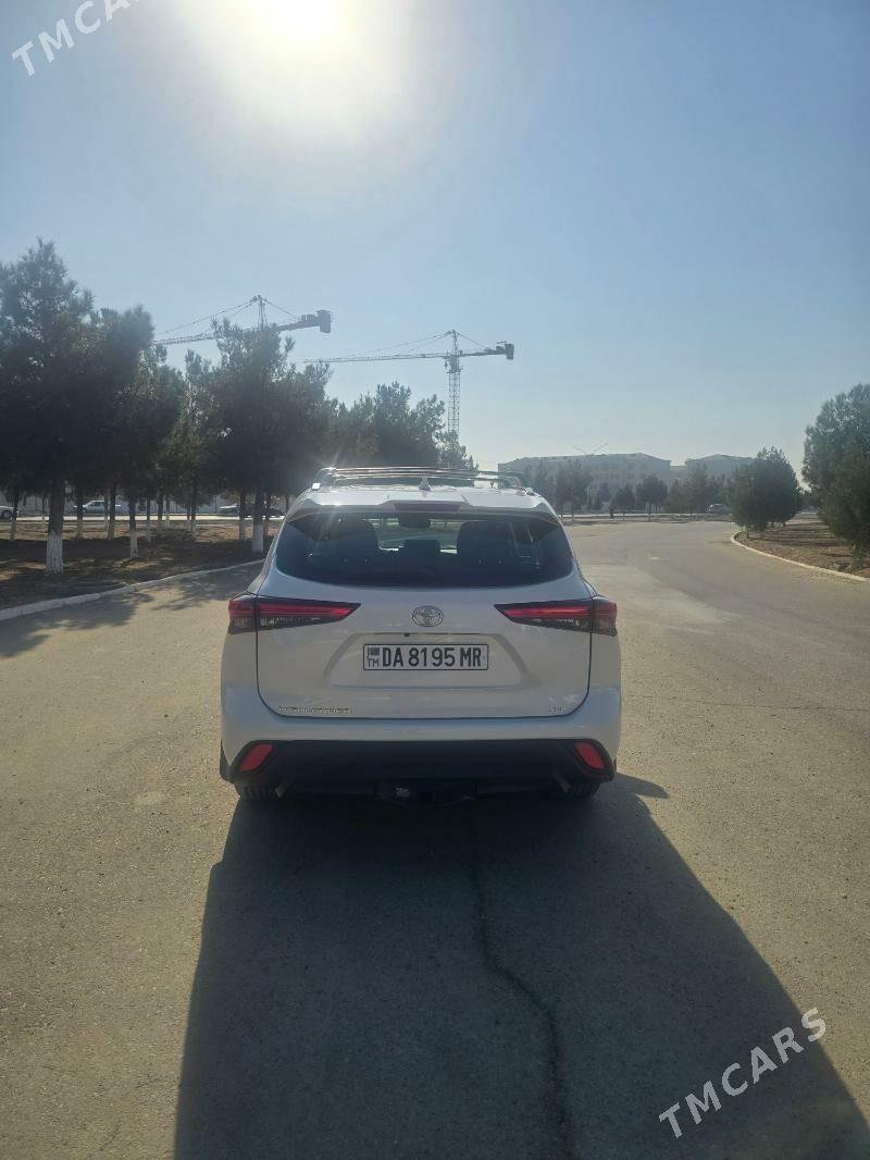 Toyota Highlander 2021 - 540 000 TMT - Мары - img 3