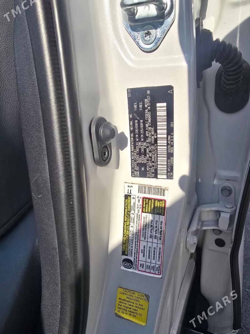 Toyota Highlander 2021 - 540 000 TMT - Мары - img 9