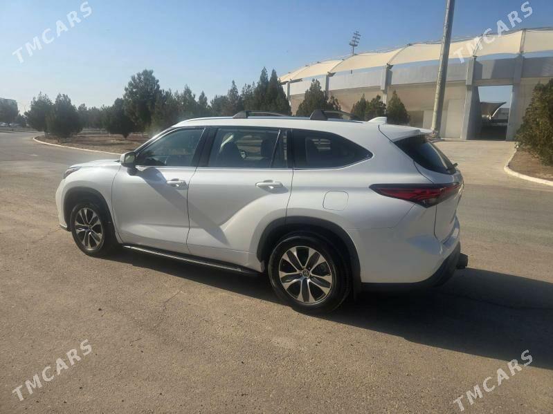 Toyota Highlander 2021 - 540 000 TMT - Мары - img 2