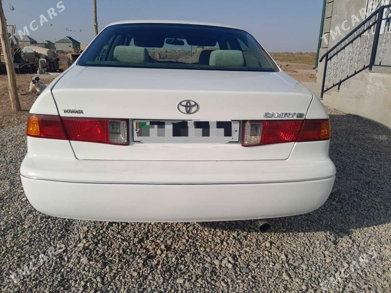 Toyota Camry 2000 - 125 000 TMT - Babadaýhan - img 2